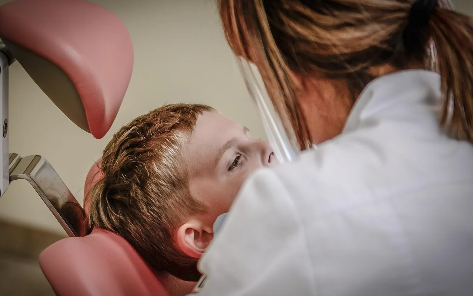 Dentist, dental care and patient